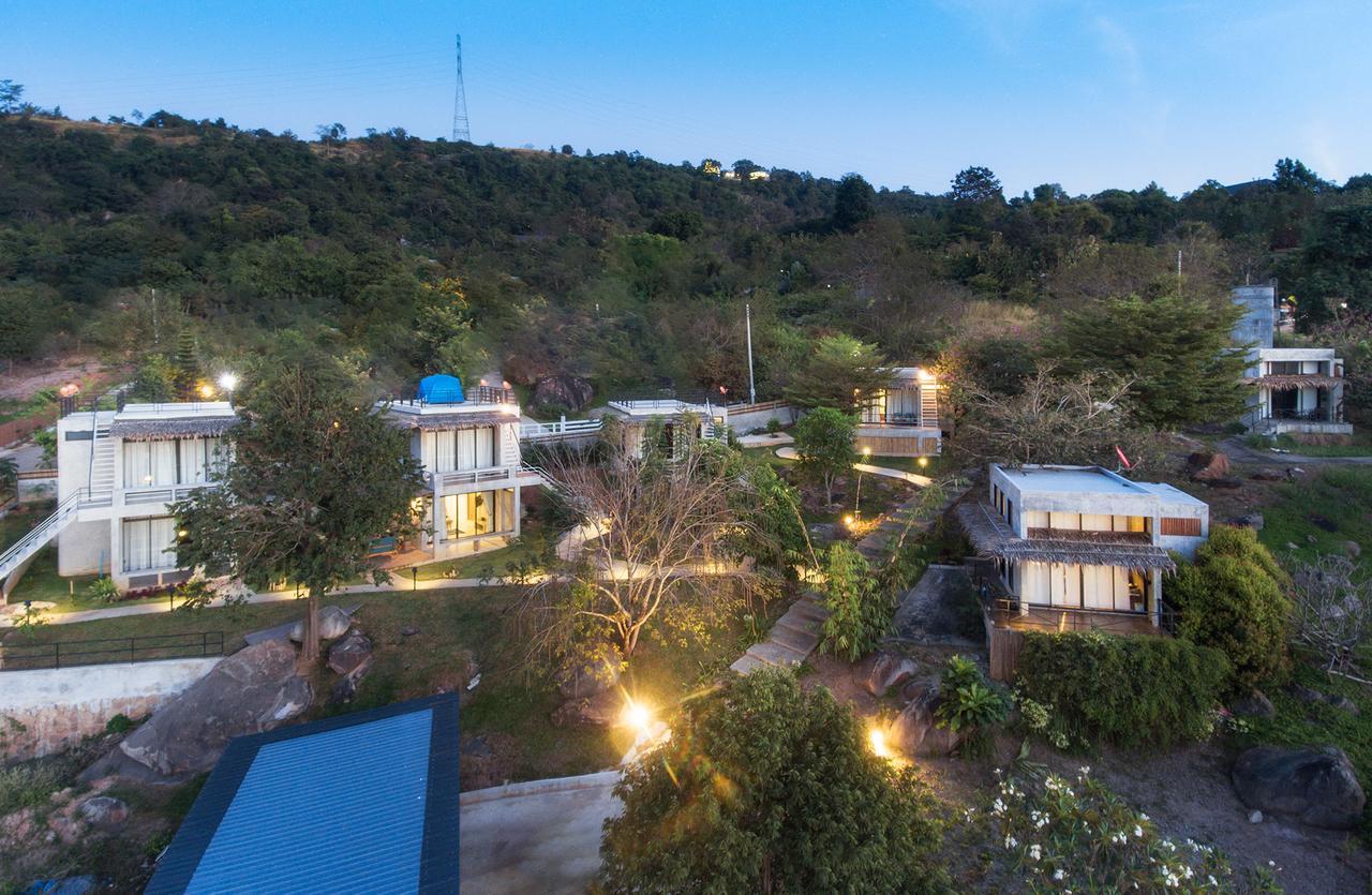 Twelve Oclock Resort Si Khio Exterior foto